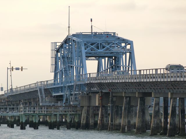 SCDOT Announces Bridge Project Traffic Delays on US 21 Over Harbor River