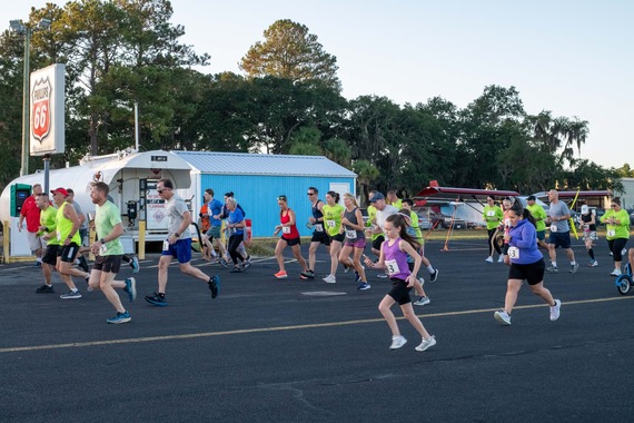 Run The Runway at Beaufort Executive Airport’s Annual Flying Frog 5K